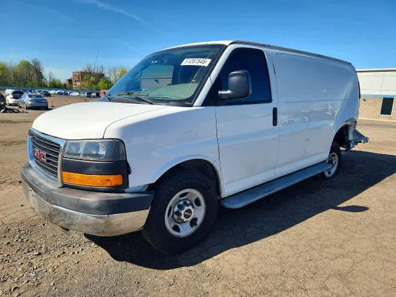 2015 GMC Savana Cargo Van SAVANA