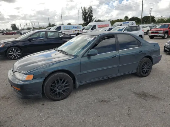 1996 Honda Accord DX