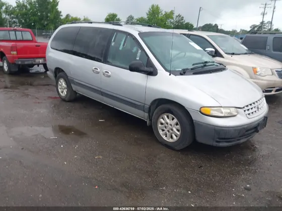 2000 Plymouth GRAND VOYAGER SE