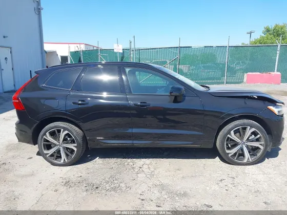 2025 Volvo XC60 Plug-In Hybrid Ultra