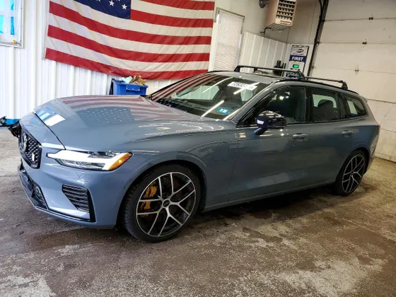 2024 Volvo V60 Recharge Plug-In Hybrid Polestar Engineered