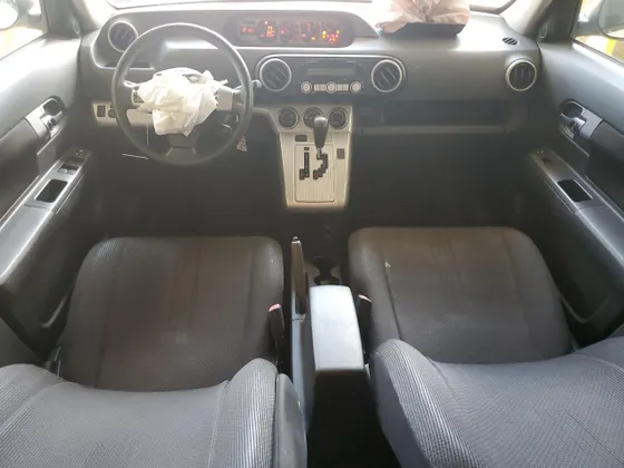 2009 Scion xB