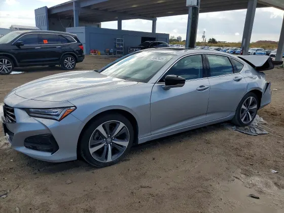 2024 Acura TLX w/Technology Package