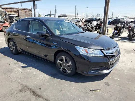 2014 Honda Accord Plug-in Hybrid PLUG-IN HYBRID