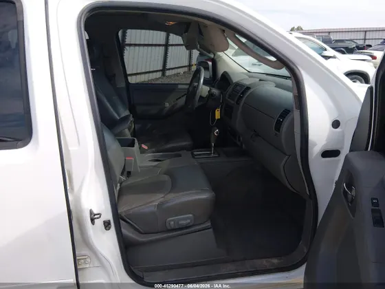 2006 Nissan Frontier LE
