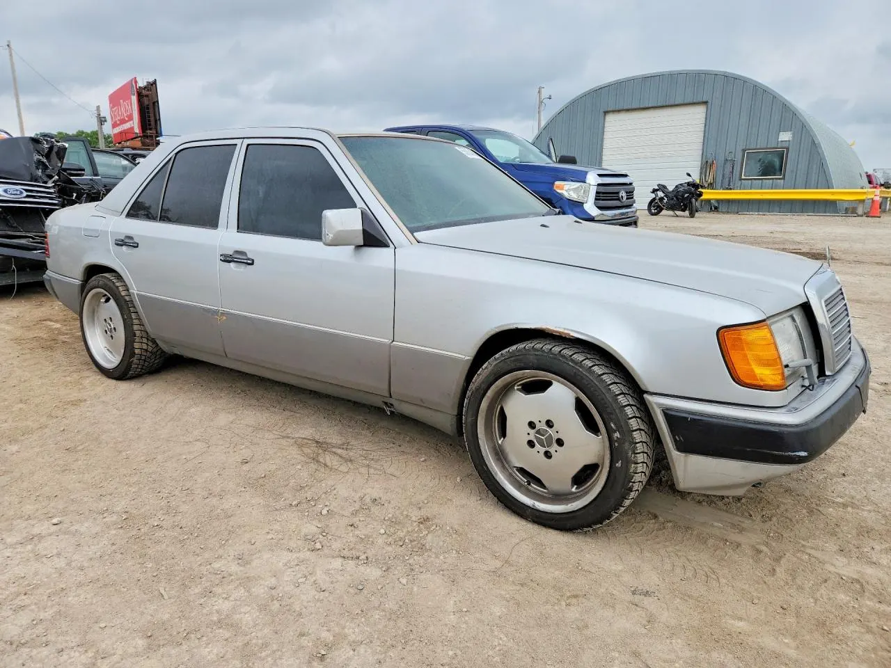1991 Mercedes-Benz 300 Series 300E