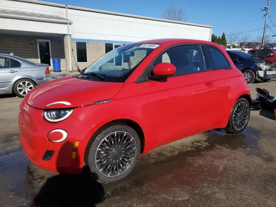 2024 FIAT 500e INSPI(RED)