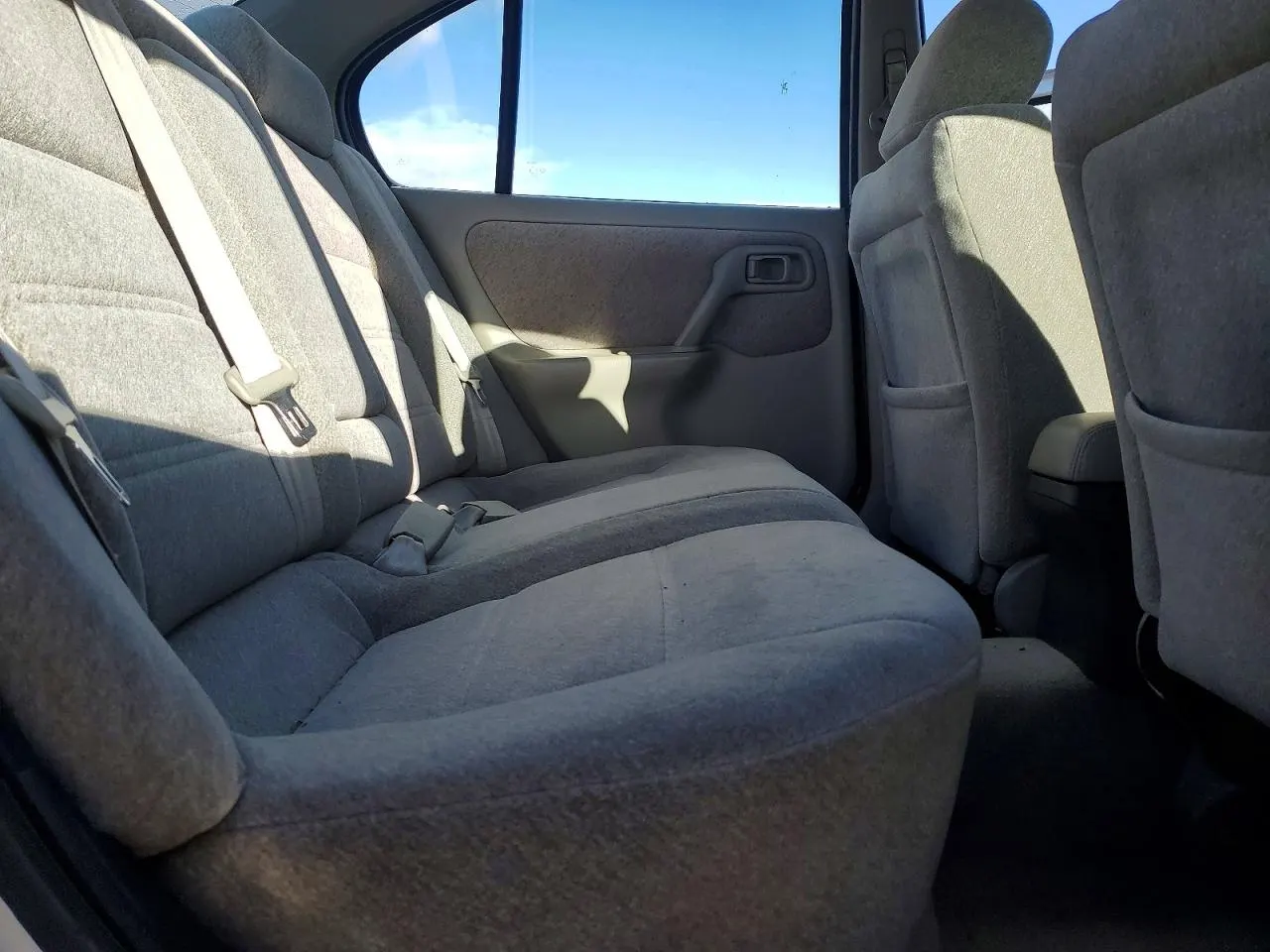 1999 INFINITI G20