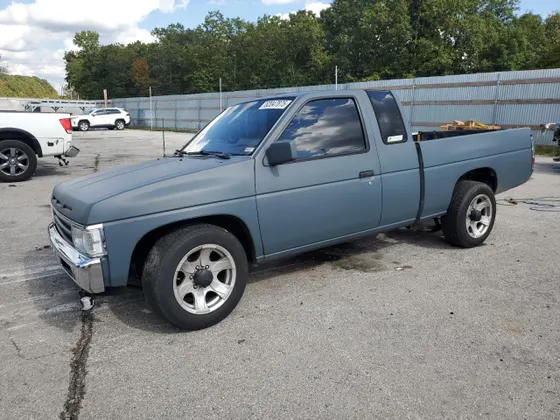 1989 Nissan Pickup KING CAB