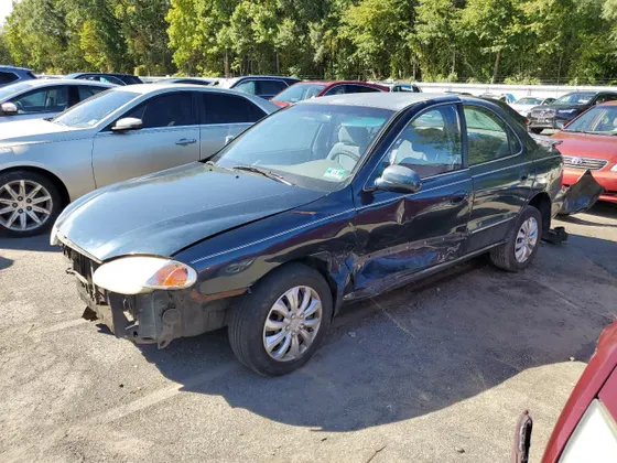 2000 Hyundai Elantra GLS