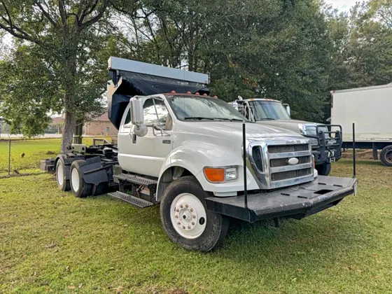 2009 Ford F-750 SUPER DUTY