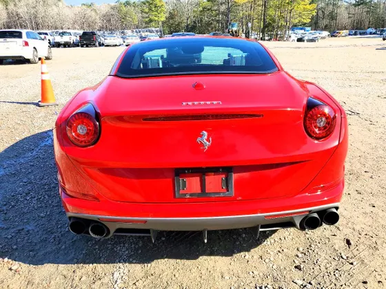 2017 Ferrari California T