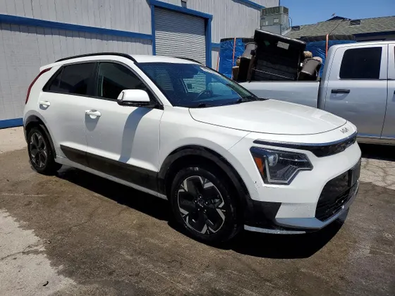 2023 Kia Niro EV Wind