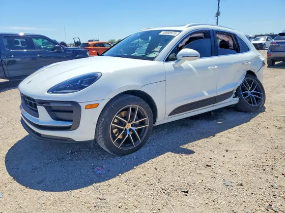 2024 Porsche Macan