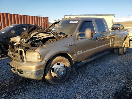 2006 Ford Super Duty F-350 DRW XL