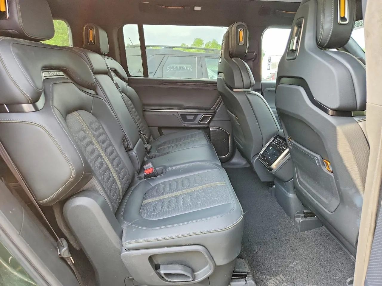 2024 Rivian R1S Adventure