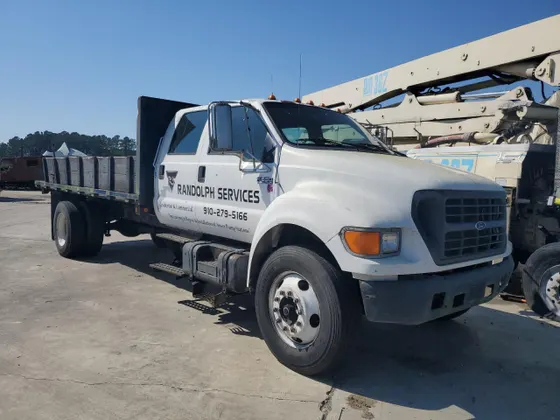 2000 Ford F-650 SUPER DUTY