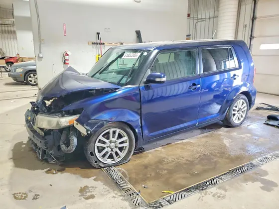 2013 Scion xB