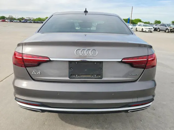 2022 Audi A4 Sedan Premium