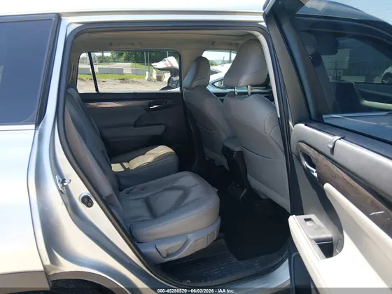 2020 Toyota Highlander Platinum