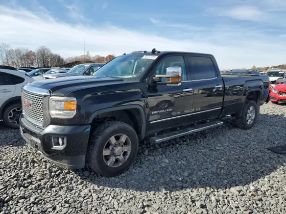 2016 GMC Sierra 3500HD Denali
