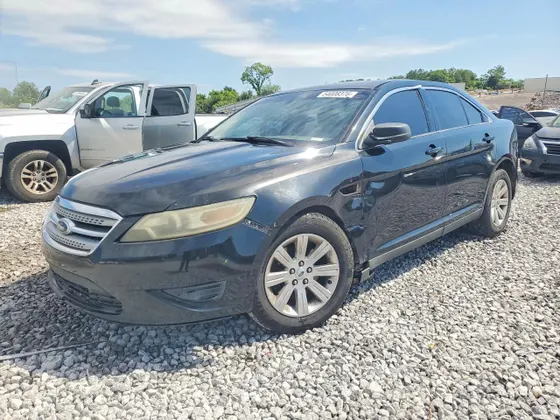 2010 Ford Taurus SE