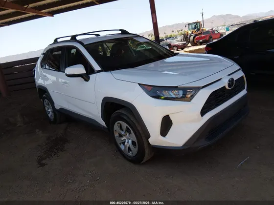 2021 Toyota RAV4 LE