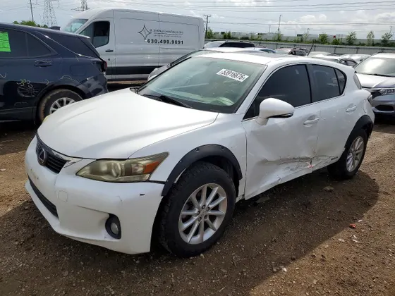 2013 Lexus CT 200h Hybrid