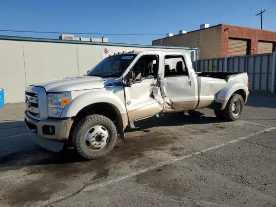 2014 Ford Super Duty F-450 DRW XL