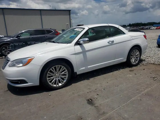 2011 Chrysler 200 Limited
