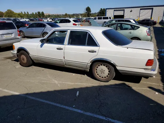 1989 Mercedes-Benz 300 Series 300SE