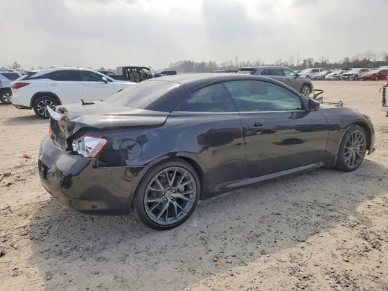 2014 INFINITI Q60 Convertible Q60