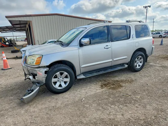 2004 Nissan Pathfinder Armada SE