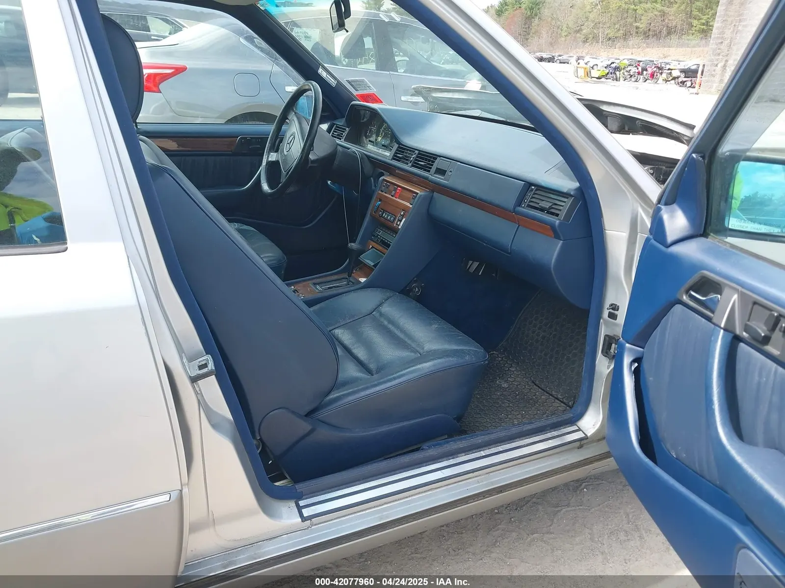 1992 Mercedes-Benz 300 Series 300E