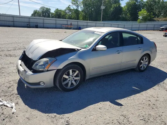 2004 Nissan Maxima SL
