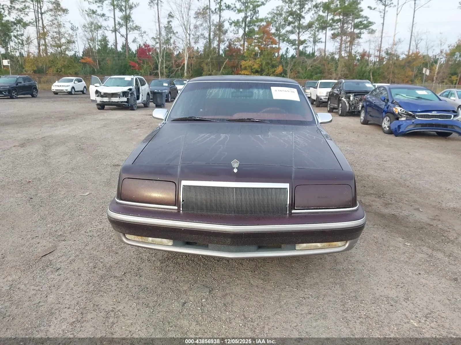1993 Chrysler New Yorker FIFTH AVENUE