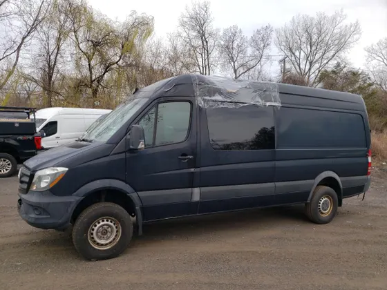 2017 Mercedes-Benz Sprinter Crew Van 2500