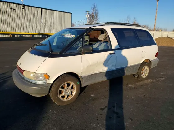 1995 Toyota Previa DX