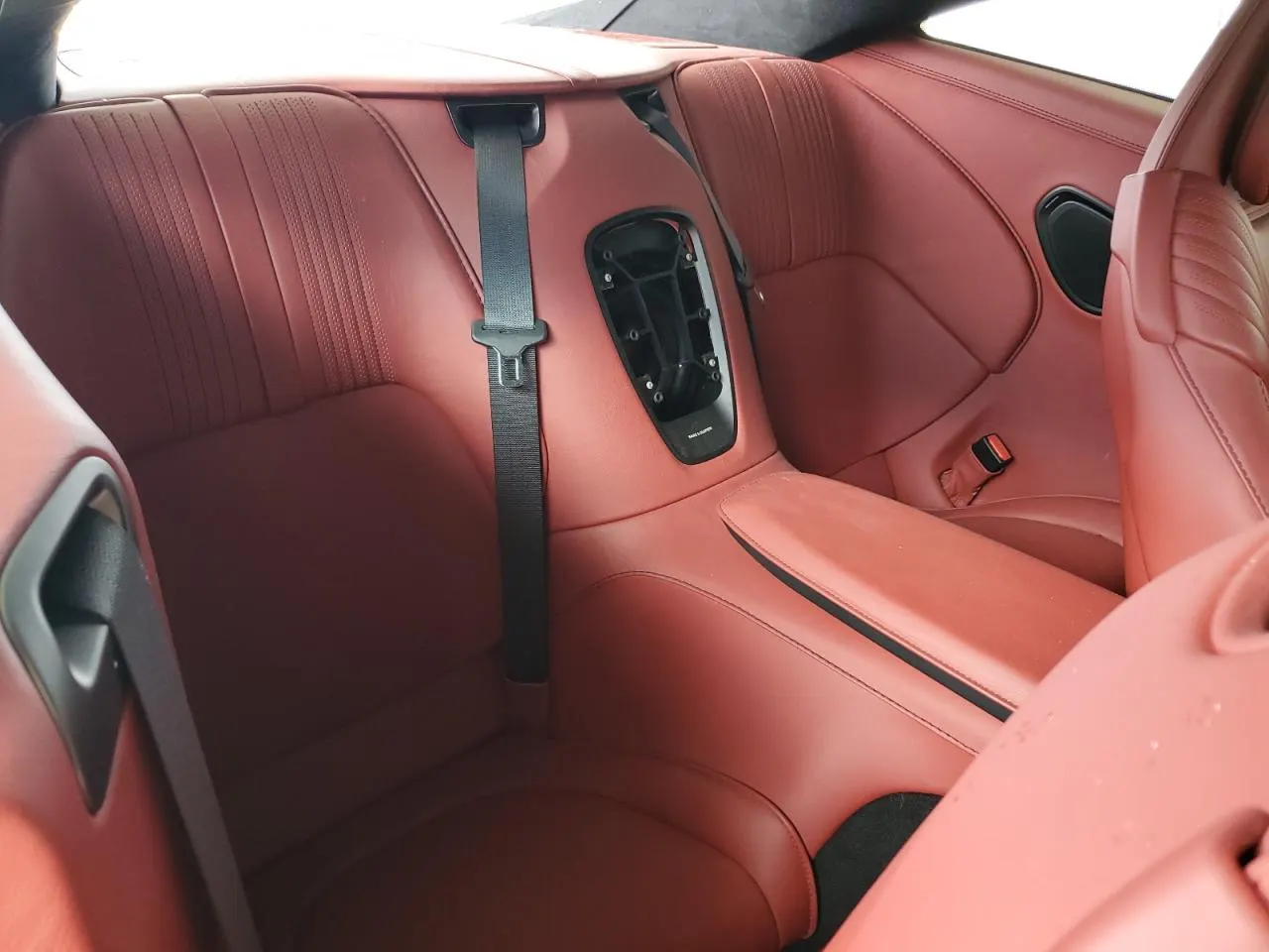 2020 Aston Martin DB11 AMR