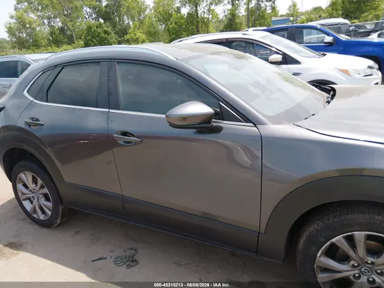 2022 Mazda CX-30 2.5 S Select Package