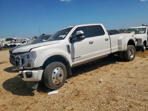 2022 Ford Super Duty F-450 DRW XL