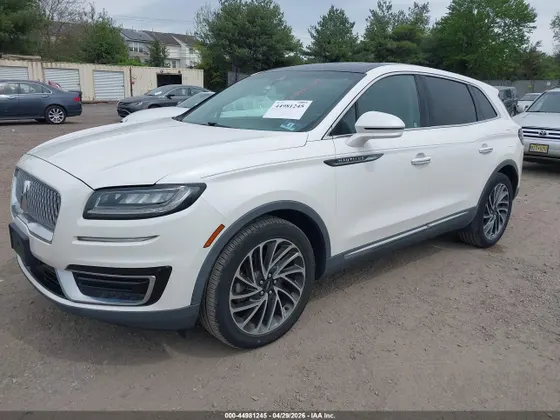 2019 Lincoln Nautilus Reserve