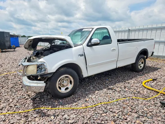 2000 Ford F-150 XL