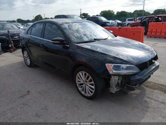 2012 Volkswagen Jetta Sedan SEL w/Sunroof