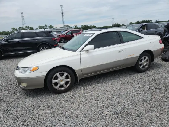 2000 Toyota Camry Solara SE