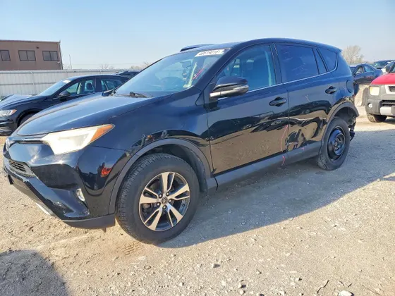 2016 Toyota RAV4 XLE