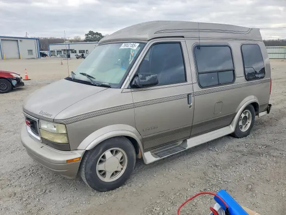 2001 GMC Safari Cargo Van YF7