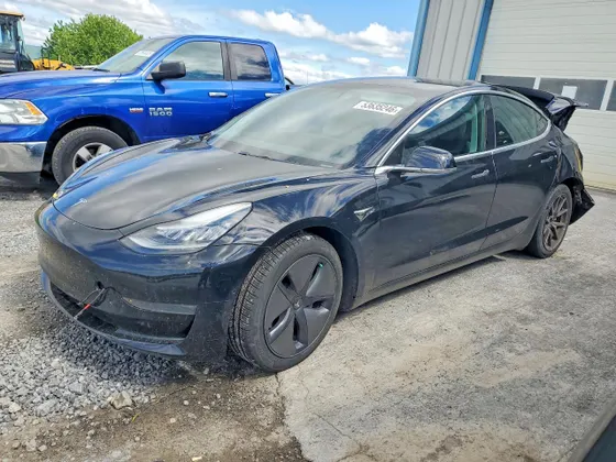 2019 Tesla Model 3 Mid Range