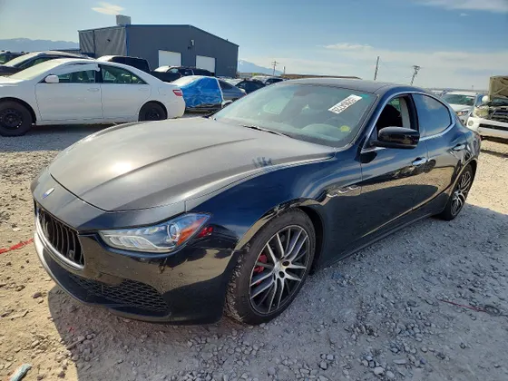 2014 Maserati Ghibli S Q4
