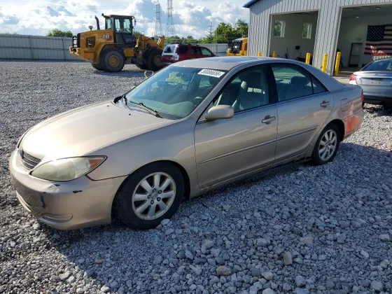 2002 Toyota Camry SE